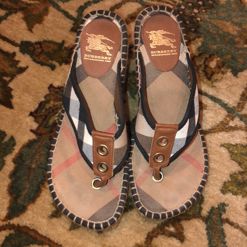 Burberry wedge slippers